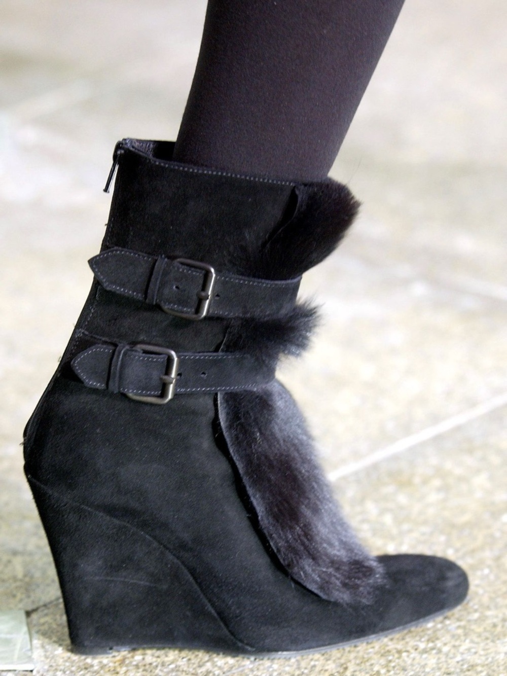 Helmut Lang Vintage A/W 2003 Suede & Fur Wedges - Picture 2 of 7